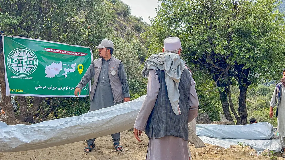 Providing 200 Emergency Tents to 200 Families in Kunar, earthquake - OTED